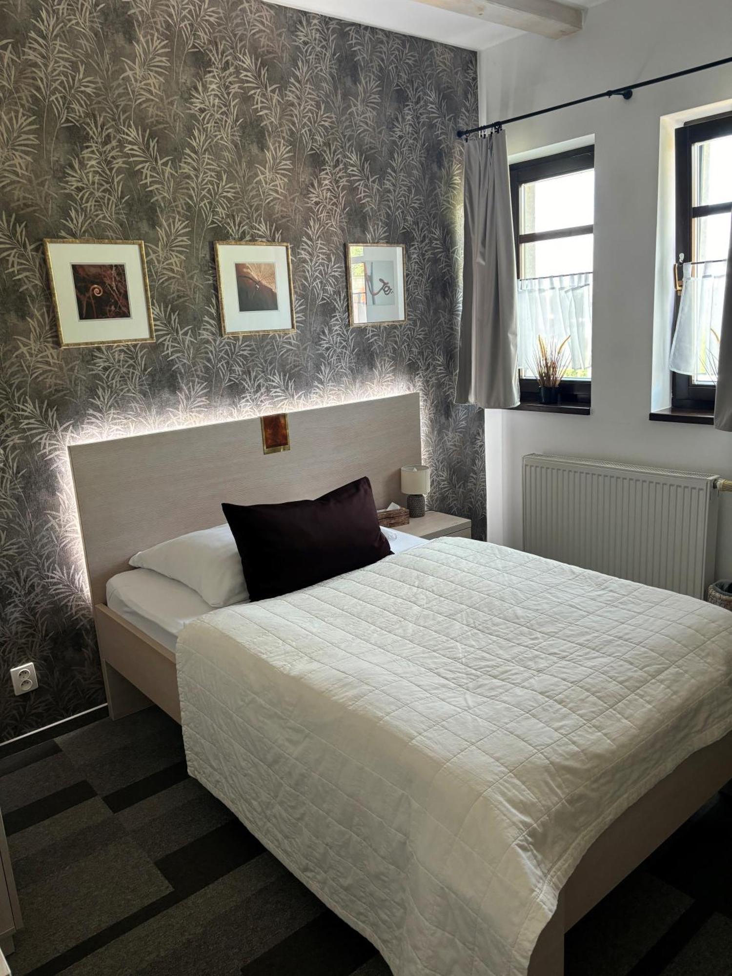 Hotel Slameny Dom & Spa Malá Ida Esterno foto