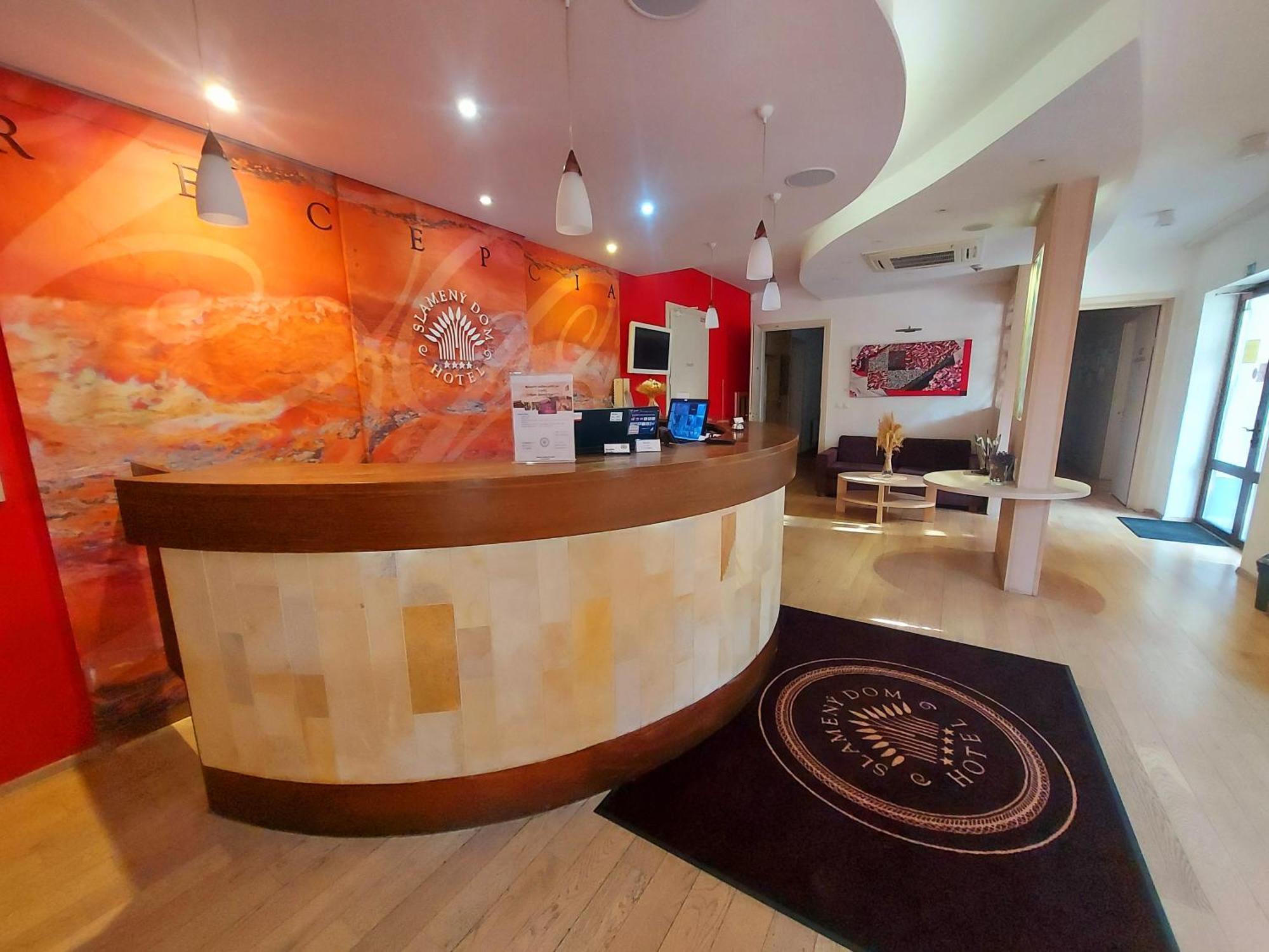 Hotel Slameny Dom & Spa Malá Ida Esterno foto